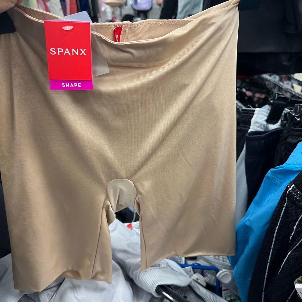 Spanx Padded Butt Shapewear Shorts in Nude